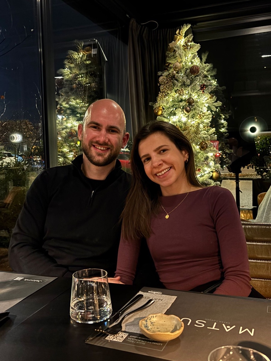 Monika i Zdeslav na intimnoj večeri pred blagdane